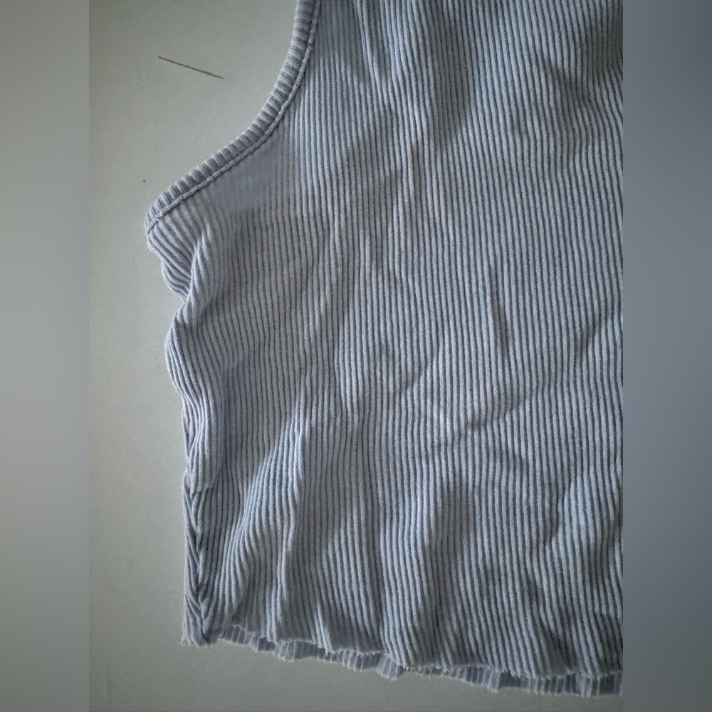GARAGE VNECK CUT OUT CROPPED RIBBED BLUE TANK TOP HALTER IN SIZE MEDIUM - Picture 2 of 4
